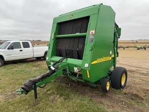 John Deere 567 Image