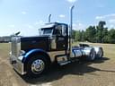 2002 Peterbilt 379 Image