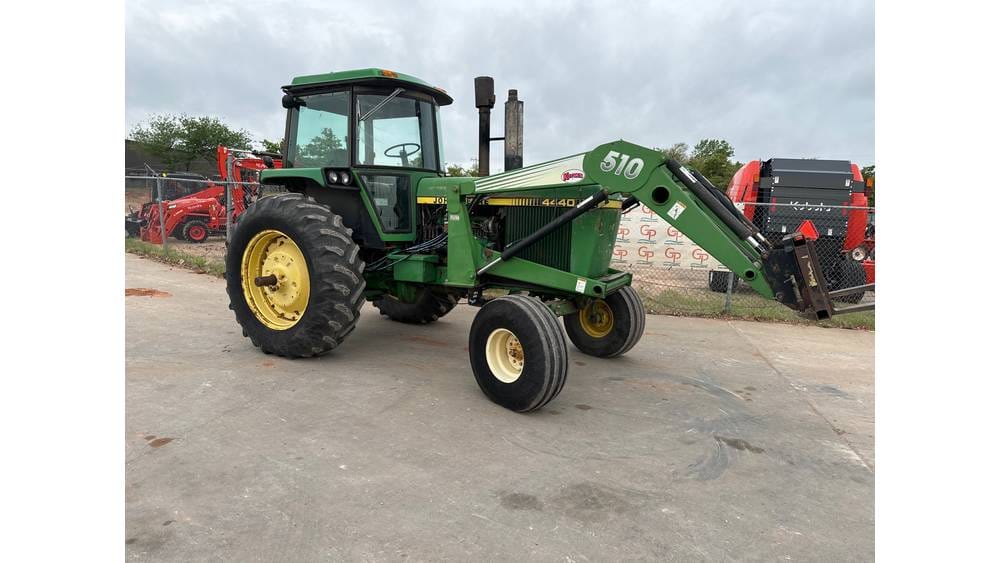Main image John Deere 4440