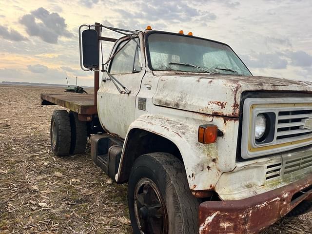 Image of Chevrolet C70 equipment image 1