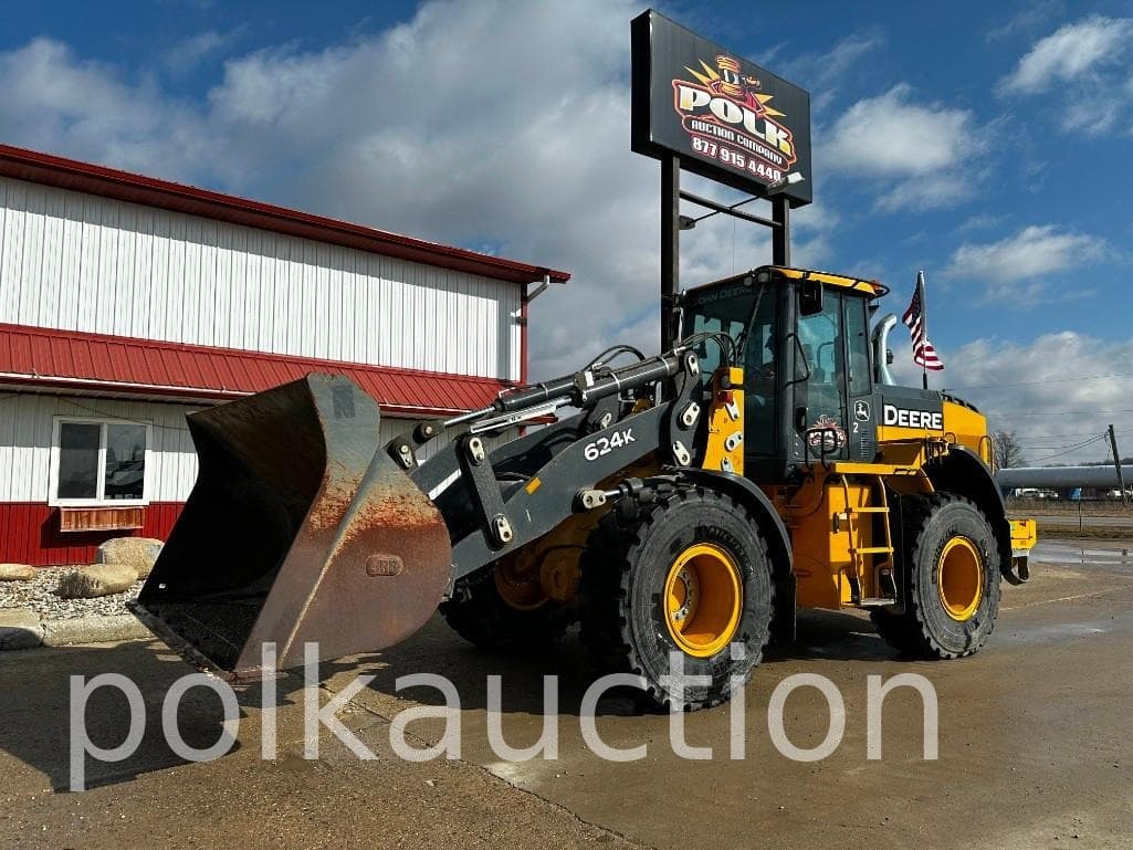 Image of John Deere 624K Primary image