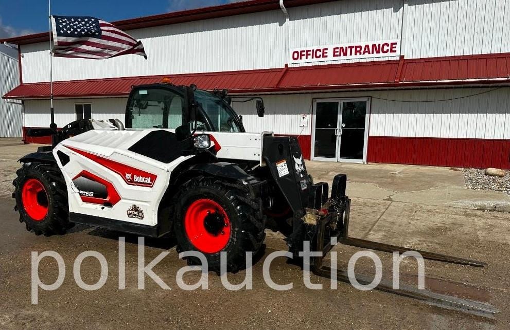2022 Bobcat TL619 Equipment Image0