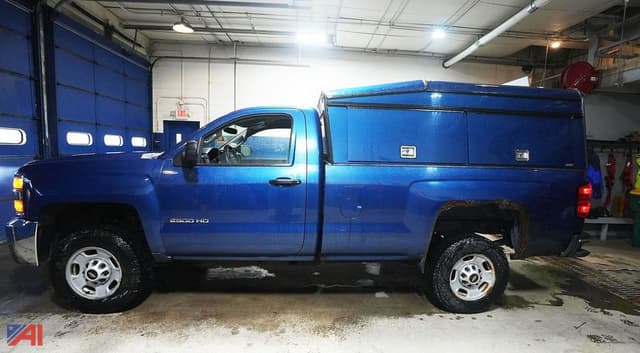 Image of Chevrolet 2500HD equipment image 1