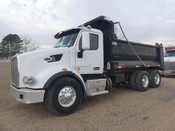 Main image Peterbilt 567
