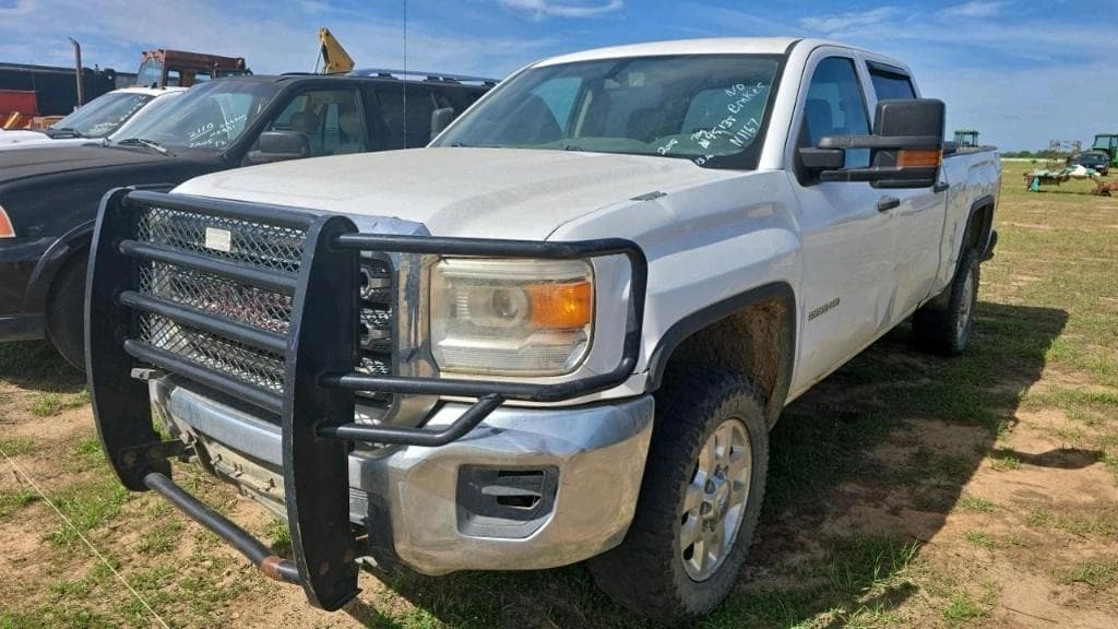 Image of GMC 2500HD Primary image