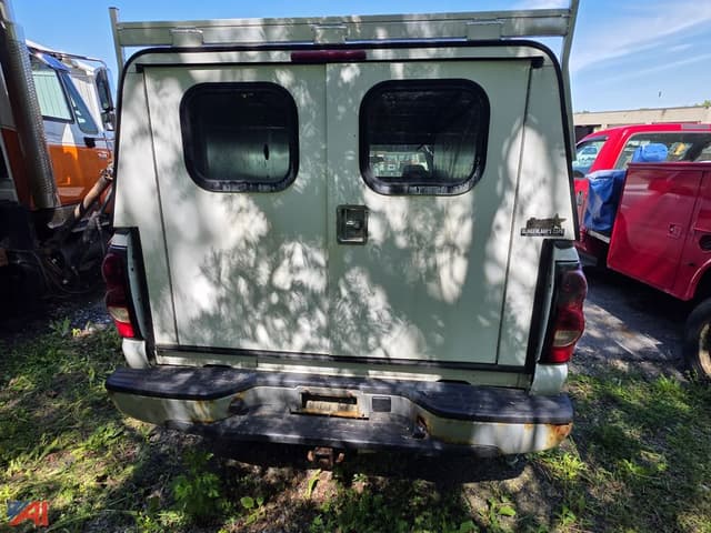 Image of Chevrolet 1500 equipment image 4