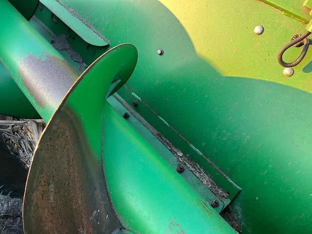 Image of John Deere 618C equipment image 3