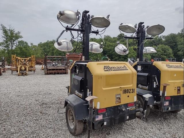 Image of Allmand  Night-Lite V-Series  equipment image 3