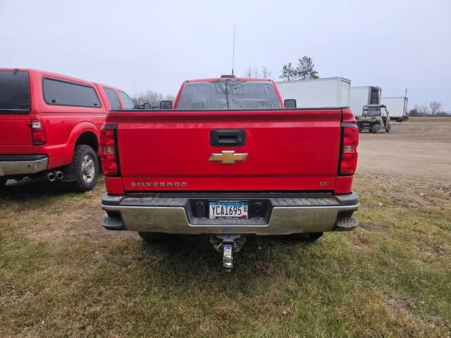 Image of Chevrolet 3500HD equipment image 3