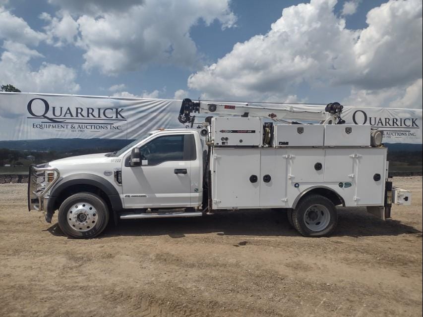 2018 Ford F-550 Equipment Image0