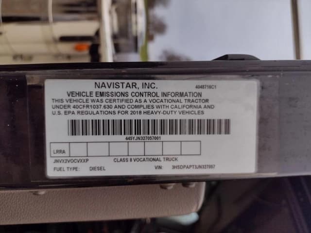 Image of International HX520 equipment image 4