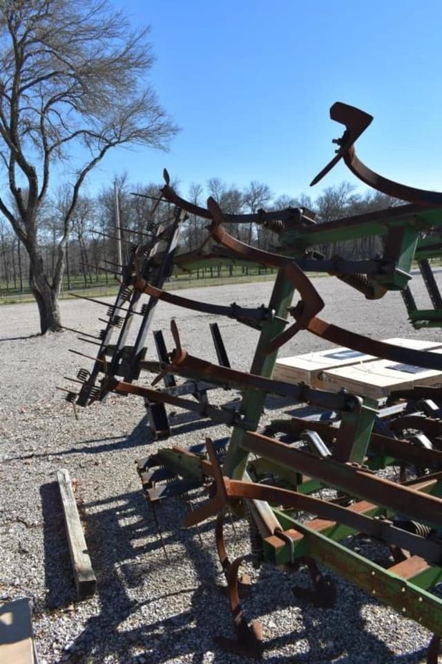 Image of John Deere 960 equipment image 4