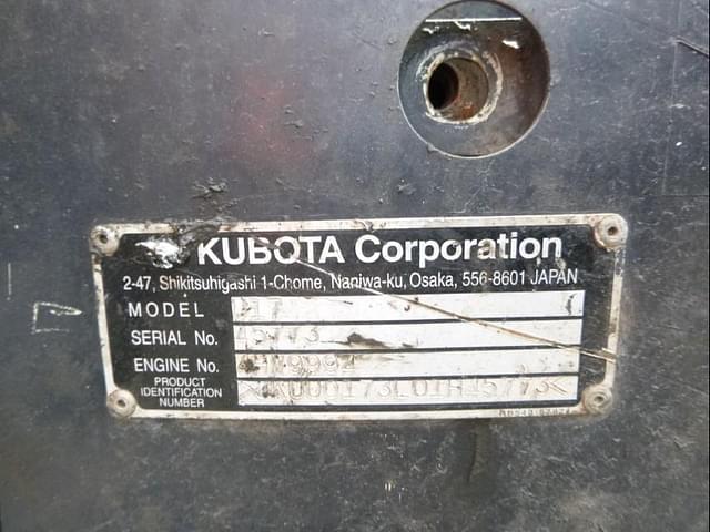 Image of Kubota U17 equipment image 4