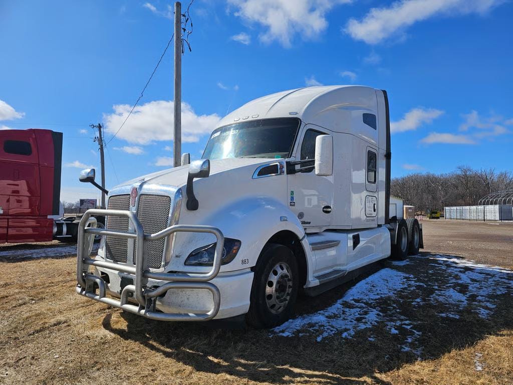 2018 Kenworth T680 Equipment Image0