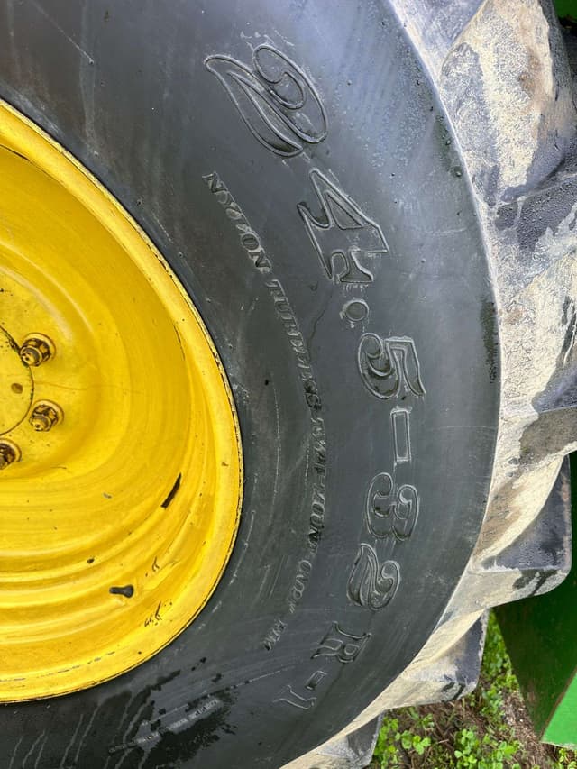 Image of John Deere 6710 equipment image 3