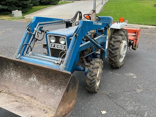 Image of Ford 1500 equipment image 2