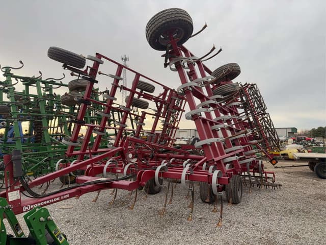 Image of Kongskilde 8200 equipment image 2