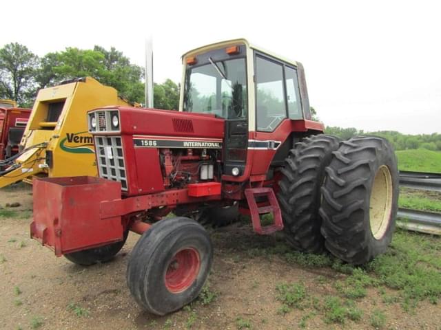 Image of International Harvester 1586 equipment image 1