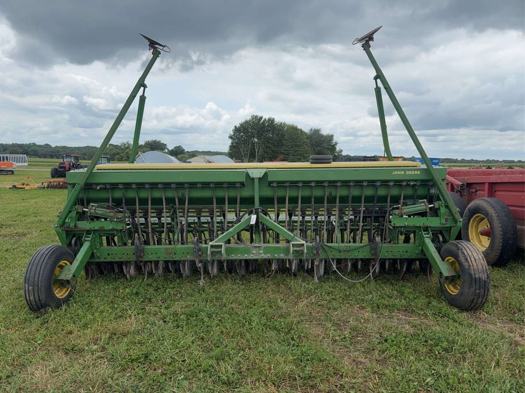 Image of John Deere 515 Primary image