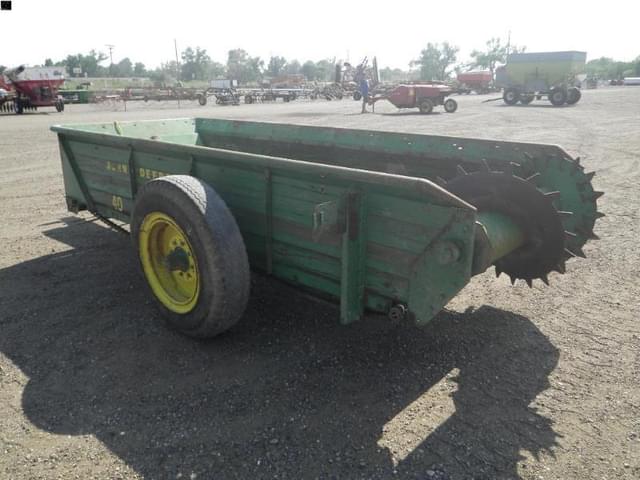 Image of John Deere 540 equipment image 2