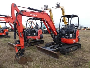 Main image Kubota KX040-4R1T