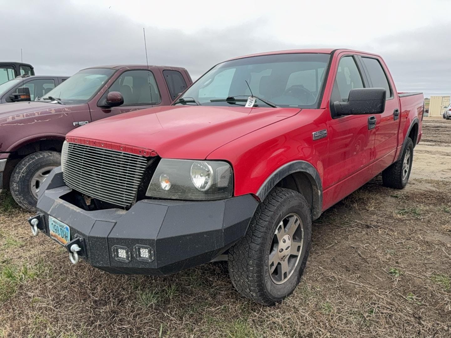 2004 Ford F-150 Equipment Image0