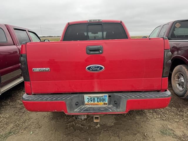 Image of Ford F-150 equipment image 2