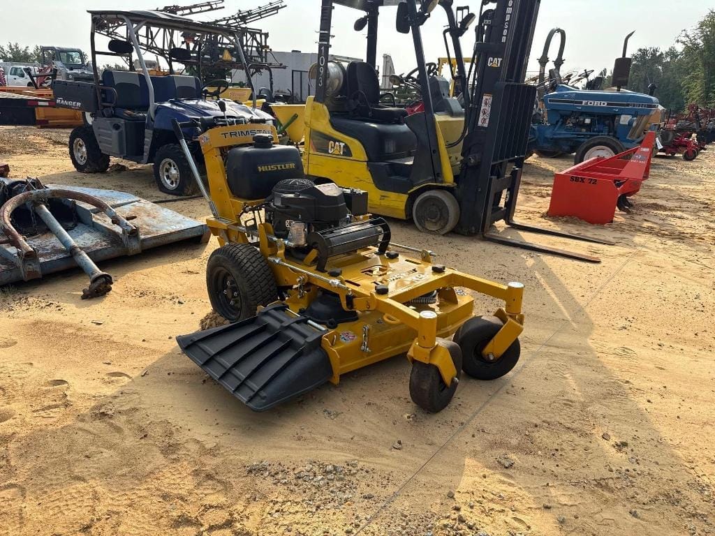 Hustler Trimstar Equipment Image0