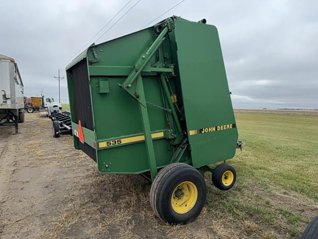 Image of John Deere 535 equipment image 3