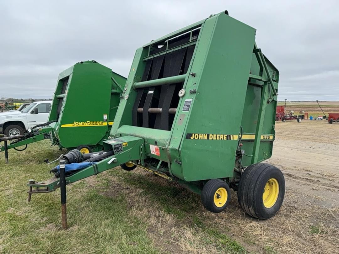 Image of John Deere 535 Primary image