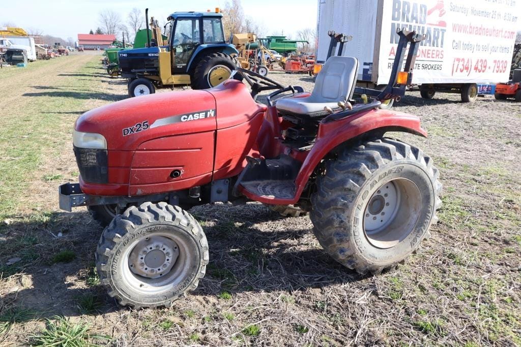 Main image Case IH DX25