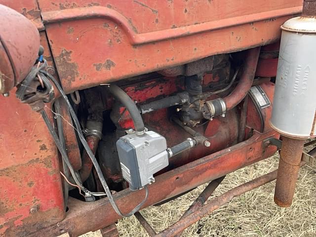 Image of McCormick-Deering W-4 equipment image 4