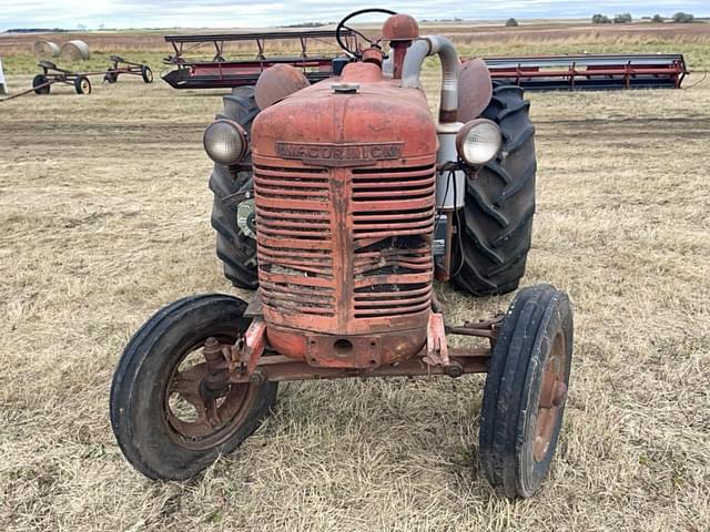 Image of McCormick-Deering W-4 equipment image 2