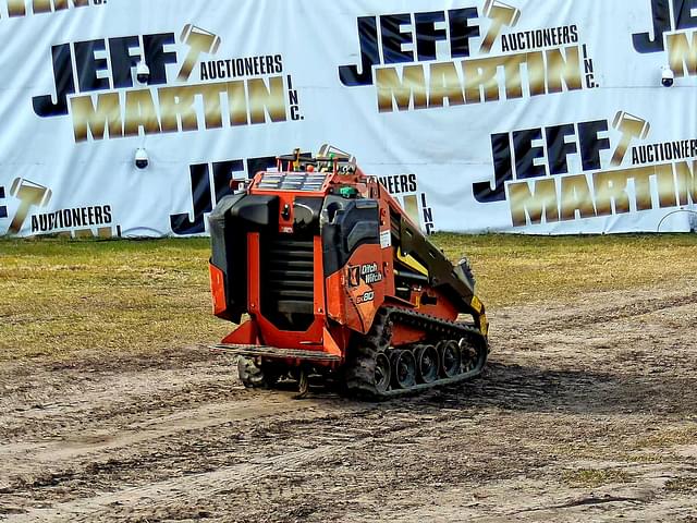 Image of Ditch Witch SK800 equipment image 4