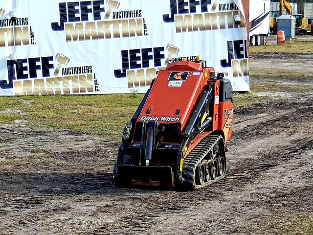 Image of Ditch Witch SK800 equipment image 1