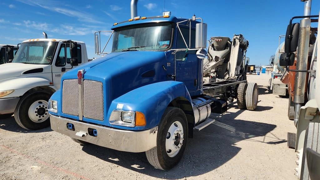 Image of Kenworth T300 Primary image