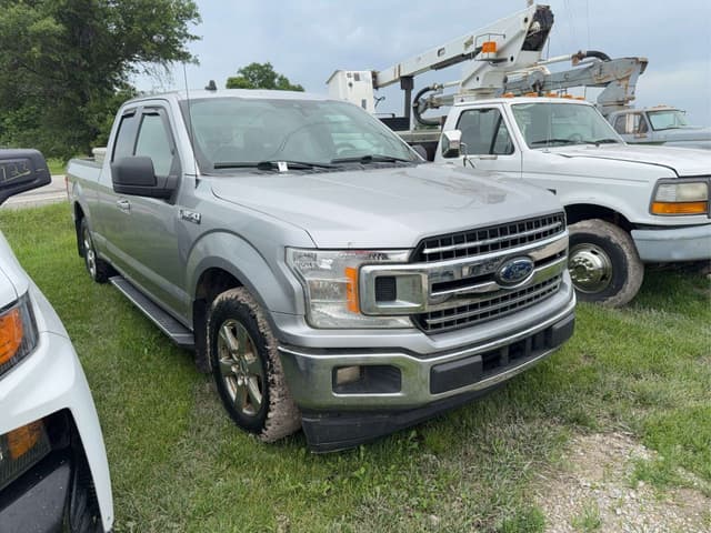 Image of Ford F-150 equipment image 1