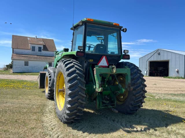 Image of John Deere 4760 equipment image 3