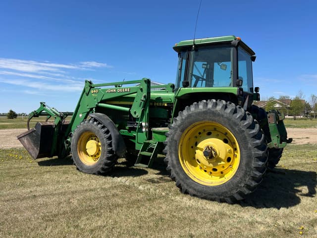 Image of John Deere 4760 equipment image 2