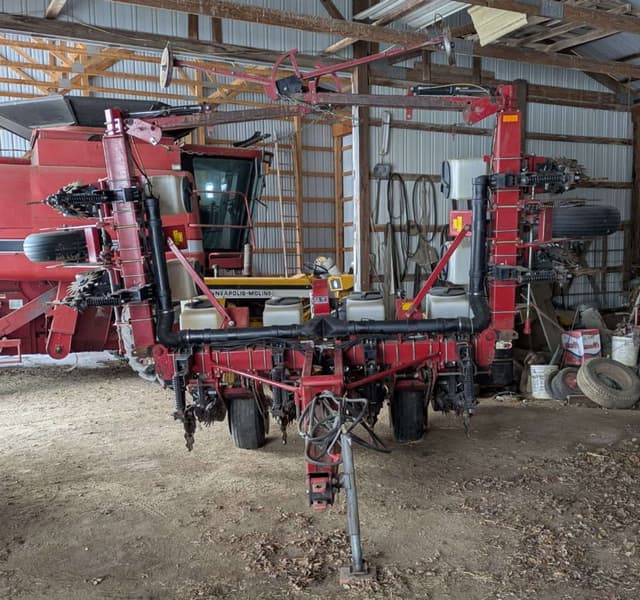 Image of White 5100 equipment image 2