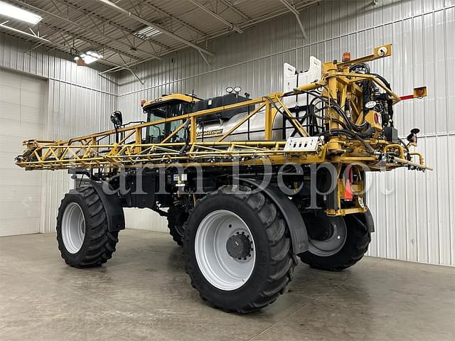 Image of RoGator RG1100C equipment image 2