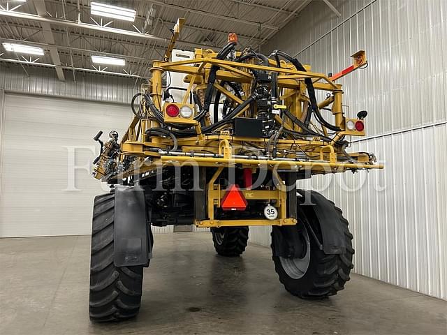 Image of RoGator RG1100C equipment image 3