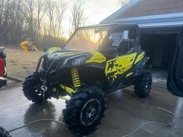 Image of Can-Am Maverick XMR equipment image 3