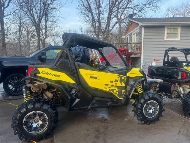 Image of Can-Am Maverick XMR equipment image 1