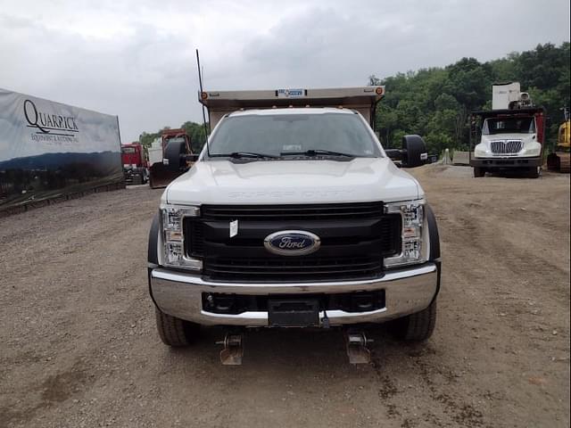 Image of Ford F-550 equipment image 1