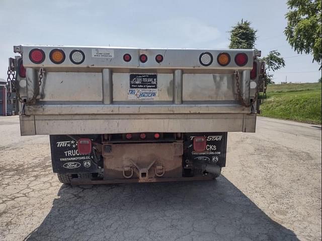 Image of Ford F-550 equipment image 1
