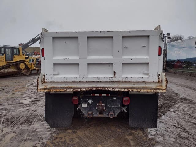 Image of Ford F-650 equipment image 3