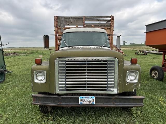 Image of International Loadstar 1600 equipment image 1