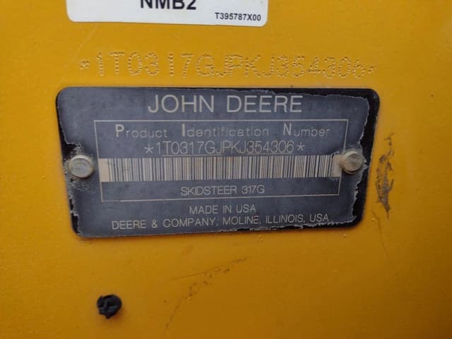 Image of John Deere 317G equipment image 4