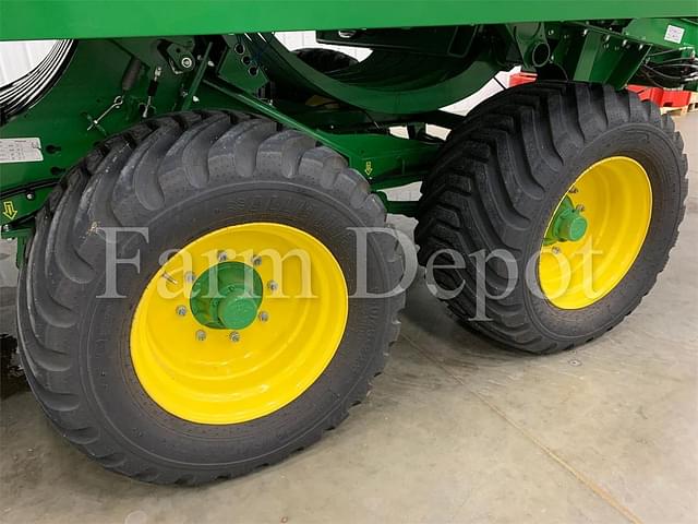 Image of John Deere L341 equipment image 3